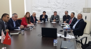 KKTC BAYINDIRLIK VE ULAŞTIRMA BAKANI ARIKLI’DAN “KAYSERİ BÜYÜKŞEHİR” ÖVGÜSÜ