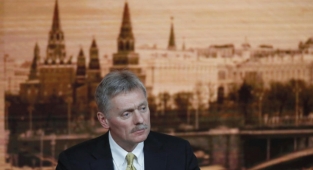 Kremlin Sözcüsü Peskov: 'Abramoviç Rus heyetinin resmi üyesi değil ama görüşmelere katılıyor'