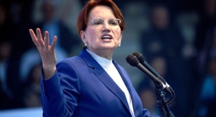 Meral Akşener konuştu kadınlar ağladı: Ayağının altını öpmelisiniz kereste adamlar!