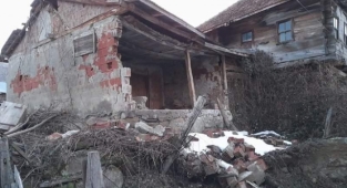 Sinop'ta heyelan: 5 ev kullanılamaz hale geldi