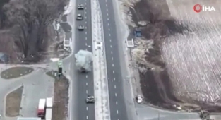 Ukrayna birlikleri, Kiev'e saldırmaya hazırlanan Rus tanklarını imha etti