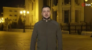 Ukrayna Devlet Başkanı Zelenskiy, müzakerelerin Rusya'nın tek şansı olduğunu belirtti