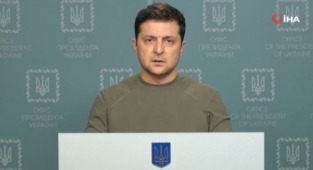 Zelenskiy: 'Rus füzelerinin sizin bölgenize ve NATO topraklarına düşmesi an meselesidir'
