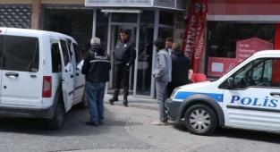 15 gündür kaldığı otel odasında ölü bulundu