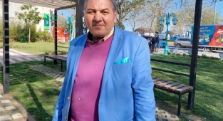 35 yılda 6 albüm, 21 klip yaptı şöhreti yakalayamadı