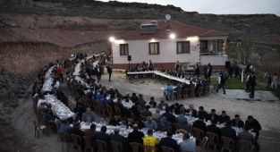 BAŞKAN BÜYÜKKILIÇ, ÖZHASEKİ İLE BİRLİKTE GENÇLERLE BULUŞTU