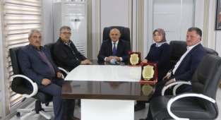 BAŞKAN ÖZTÜRK ENCÜMEN ÜYELERİNE TEŞEKKÜR ETTİ