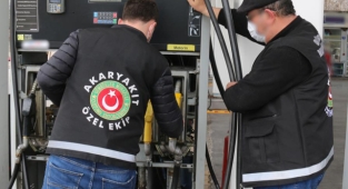 Başkentte kaçak akaryakıt satışı yapan istasyonlara operasyon