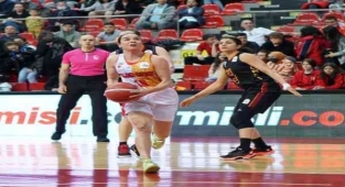 Bellona Kayseri Basketbol ligde kaldı