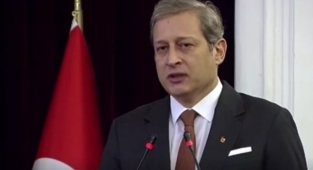 Burak Elmas: 'En iyi şekilde yeni seçilen başkan ve yönetim kuruluna Galatasaray'ı devredeceğiz'