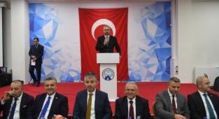 BÜYÜKKILIÇ, PINARBAŞI’DA CUMHUR İTTİFAKI’NA SESLENDİ: “HİZMET BİZİM İŞİMİZ”