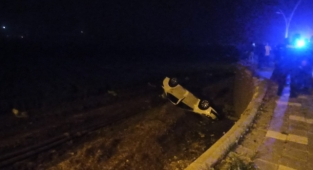 Diyarbakır'da taziye dönüşü kaza: 1 ölü, 4 yaralı