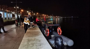 İzmir'de denizde erkek cesedi bulundu !