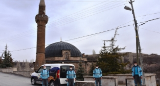 KOCASİNAN’DA CAMİLER, RAMAZAN AYINDA DA GÜL KOKUYOR