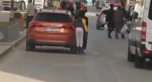 Patenli çocukların tehlikeli yolculuğu kamerada