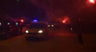 Sopalı kavga ihbarına giden polise şoke eden karşılama