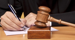 Sosyal medya hesabından dini değerlere hakaret etmişti! Önce hapsi istendi sonra salıverildi!