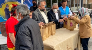 TALAS’TA “BİZ PİŞİRELİM SİZ ULAŞTIRIN” BU RAMAZAN’DA DA DEVAM EDİYOR