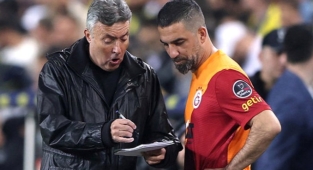 Taraftar Galatasaray'ın maç kadrosunu beğenmedi