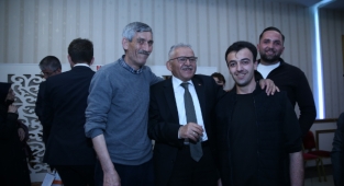 TOMARZALILAR, BAŞKAN BÜYÜKKILIÇ’I BAĞRINA BASTI