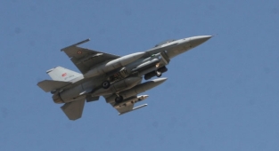 Yunanistan'ın provokasyonuna Türk jetleri müdahale etti