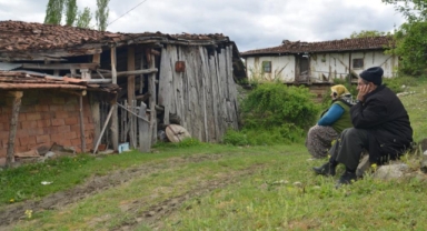 30 yıldır heyelan korkusuyla yaşıyorlar