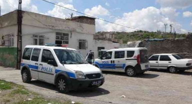 Annesi ve tanımadığı kadını yaralayan şahıs yakalandı