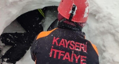 Başkan Büyükkılıç, Erciyes Tatbikatı'na Katılan İtfaiye Ekiplerine Belgelerini Verdi
