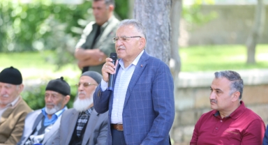BAŞKAN BÜYÜKKILIÇ, TALAS GENÇLİK MERKEZİ’NDE GENÇLER VE VELİLER İLE BULUŞTU