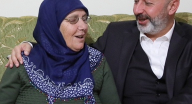 BAŞKAN ÇOLAKBAYRAKDAR, “ANNELERİMİZ BAŞ TACIMIZDIR”