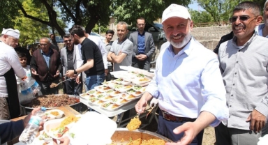 BAŞKAN ÇOLAKBAYRAKDAR, HAFTA SONU KIRSAL MAHALLEDE VATANDAŞLARLA BULUŞTU