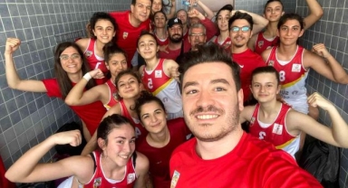 Bellona Kayseri'nin gençleri Türkiye 3.'sü oldu!