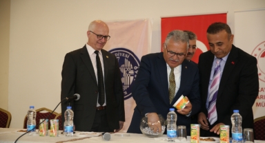 BÜYÜKŞEHİR, 3 BİN 200 KÜÇÜKBAŞ HAYVANIN DAĞITIMI İÇİN 16 İLÇEDE KURALARI TAMAMLADI