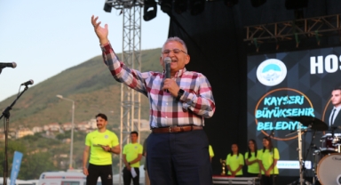 Büyükşehir'den 'unutulmaz' üniversite gençlik spor festivali