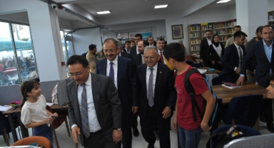 BÜYÜKŞEHİR’İN MEVLANA KÜTÜPHANESİ’NDEN 50 GÜNDE 50 BİN KİŞİ YARARLANDI