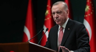 Cumhurbaşkanı Erdoğan: 1 milyon Suriyeli kardeşimizin geri dönüşünü sağlayacak bir projenin hazırlığındayız