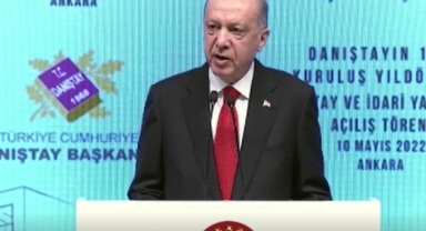 Cumhurbaşkanı Erdoğan: 'Milletimizi mevcut anayasadan kurtarma irademiz bakidir'