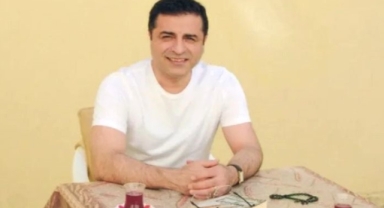 Demirtaş'tan 'aydınlar heyeti' önerisi: Bizim hayalimizdeki Türkiye bir çiçek bahçesidir, tek ırk değil tek yürektir!