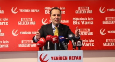 'Fatih Erbakan ‘Ülkeyi bu hale Erbakan Hoca ders anlatırken arka bahçede top oynayanlar getirdi’'