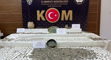 İstanbul'da tarihi eser kaçakçılığı operasyonu: 12 bin 267 eser ele geçirildi