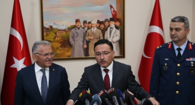 KAYSERİ VALİSİ ÇİÇEK: “BENİ MEMDUH BAŞKANIMLA KOL KOLA GÖRECEKSİNİZ