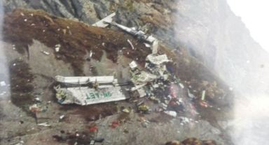 Nepal'de düşen uçakta 20 kişinin cansız bedeni bulundu