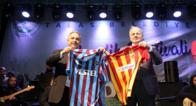 TALAS'TA COŞKULU 19 MAYIS KONSERİ