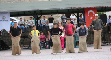 7 İleti Dizisinden 5. kocasinan Sokaklarında Çocuk Olmanın Tadı Bir Başka