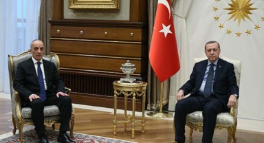 Asgari ücrete ek zam! Erdoğan'la görüyen Türk-İş Başkanı: Zam için 'var' da demedi, 'yok' da...