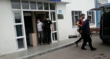 Bağcılar'da yasadışı göçmenlerin kaldığı eve baskın: 47 kişi yakalandı!