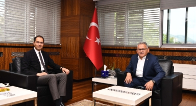 Başkan Büyükkılıç, Yeni İl Sağlık Müdürü Erşan'ı Kabul Etti