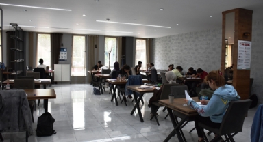 BAŞKAN ÇOLAKBAYRAKDAR, SINAVA GİRECEK ÖĞRENCİLERE BAŞARILAR DİLEDİ