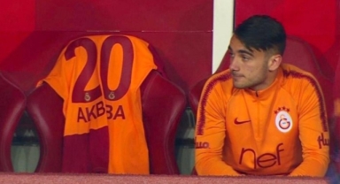 Galatasaray'da kiraya verilen 14 futbolcu kulübe geri döndü