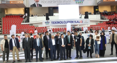 -GELECEĞİN MUCİTLERİNİN BİLİM VE TEKNOLOJİ ÜRÜNLERİ MEST ETTİ